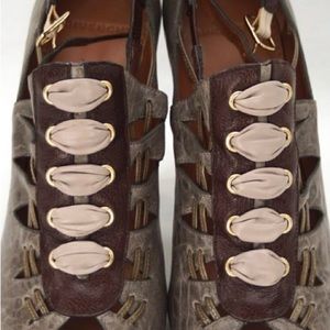 Super Chic, Unique Givenchy Platform Pump—worn once!